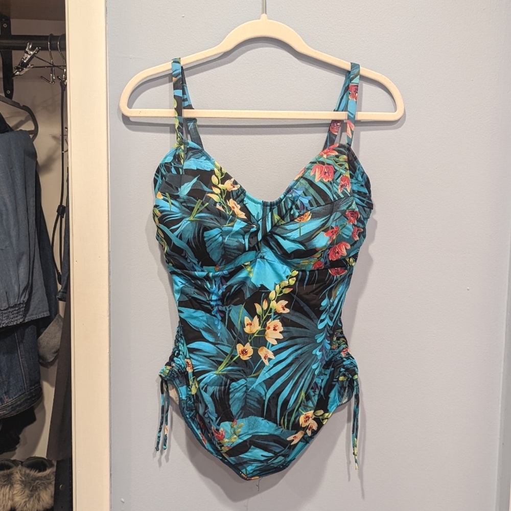FINAL PRICE FANTASIE Tropical Twist Ruched Adjustable Tankini Swimsuit Top